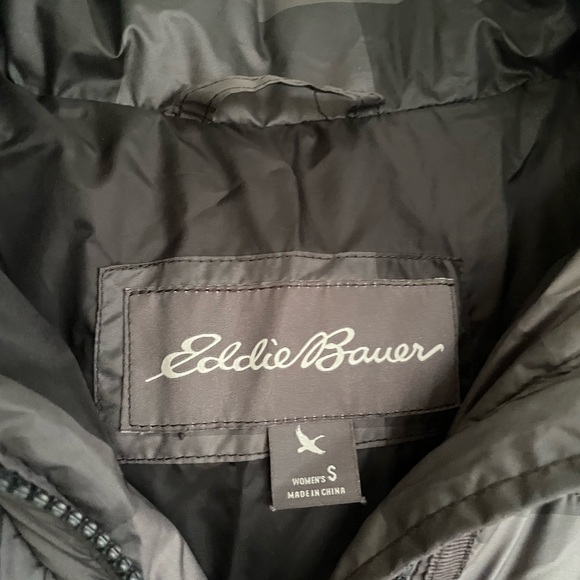 Eddie Bauer Ladies Down Jacket with Faux Fur Hood size S - Picture 7 of 10